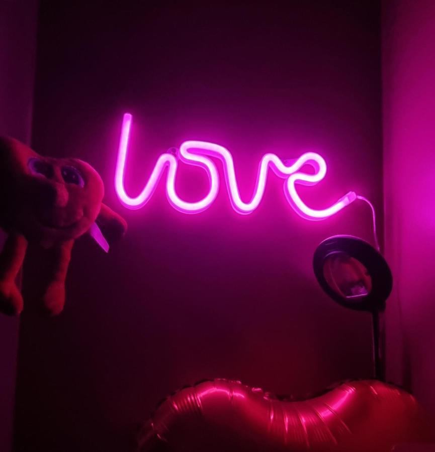 Love Room Sexy Love Cosy Lib Proche Centre Gare A Pied Aulnay-sous-Bois Ngoại thất bức ảnh